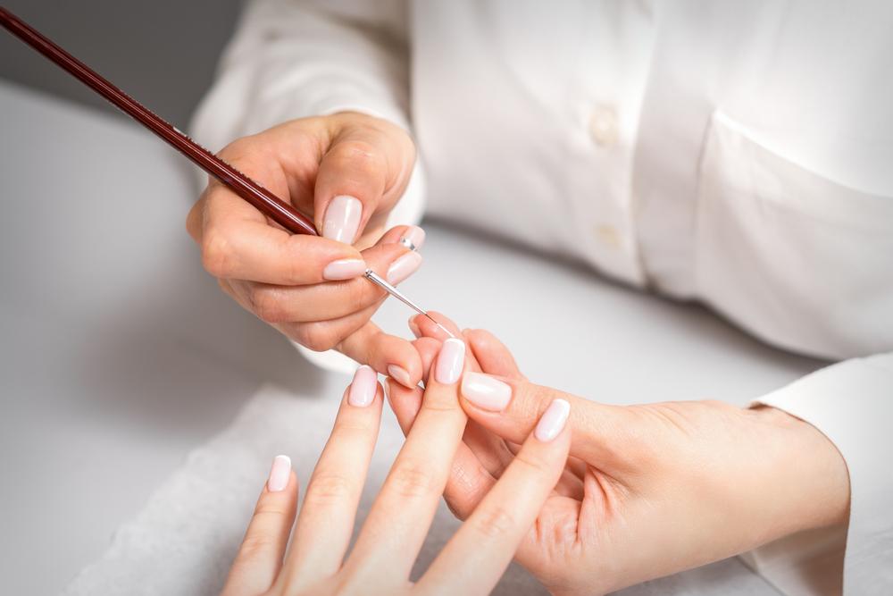 Shellac manicure